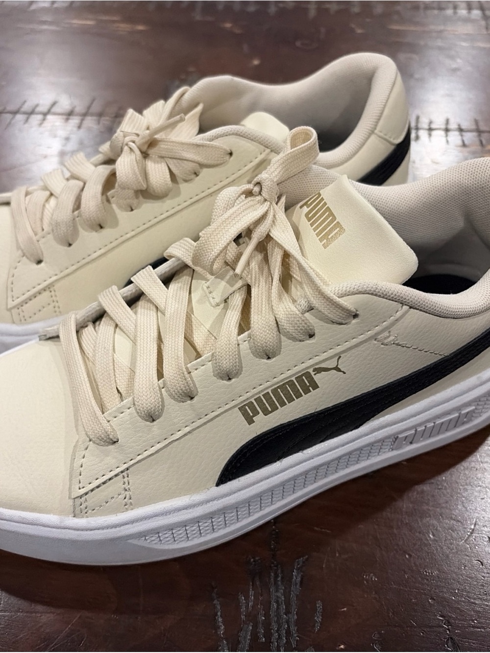 PUMA Cream Sneakers with Black Formstripe and Gold Logos